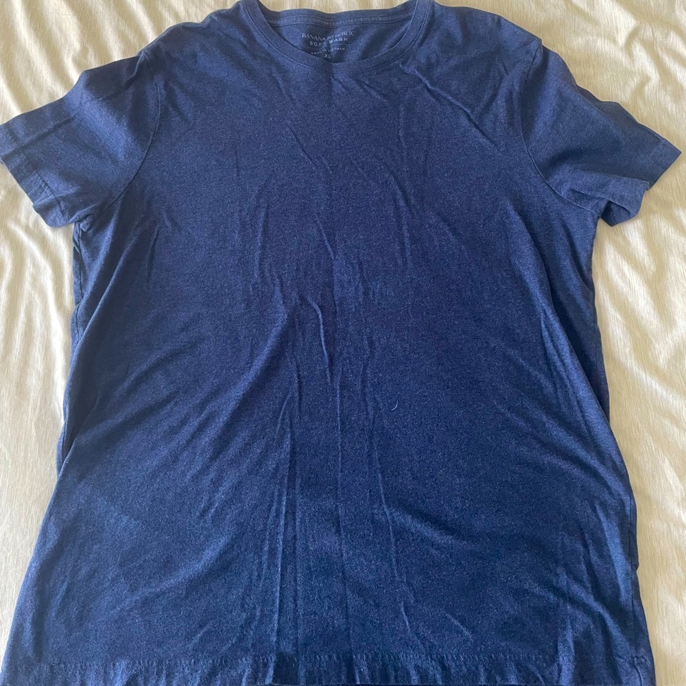 Blue Banana Republic XL soft wash tee